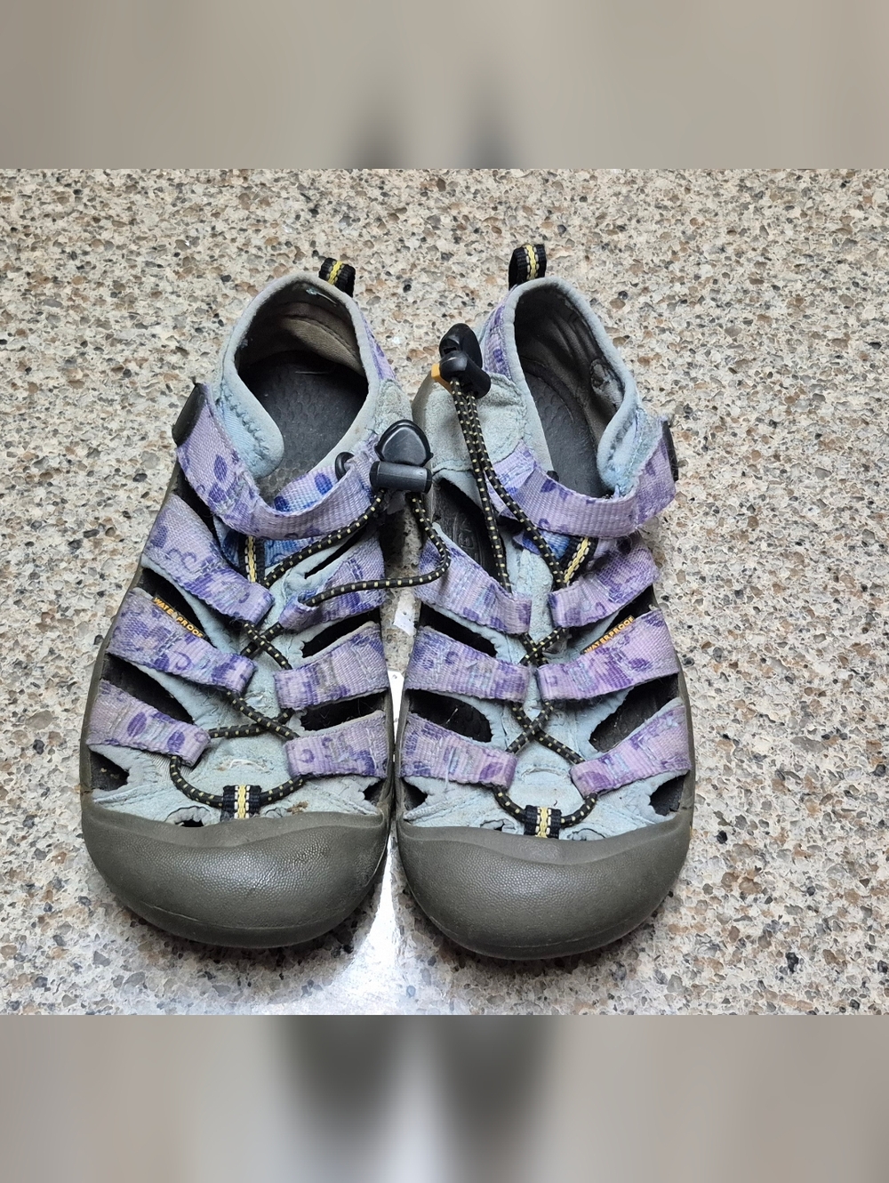 KEEN Newport H2 Kids Sandals Size 3 Purple Floral Multi Water Shoes Hiking Youth